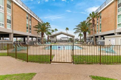 631 Channel View Drive 216 Port Aransas TX 78373