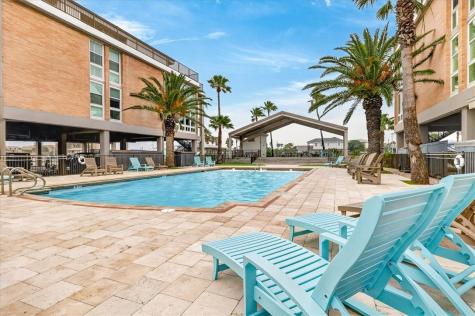 631 Channel View Drive 216 Port Aransas TX 78373