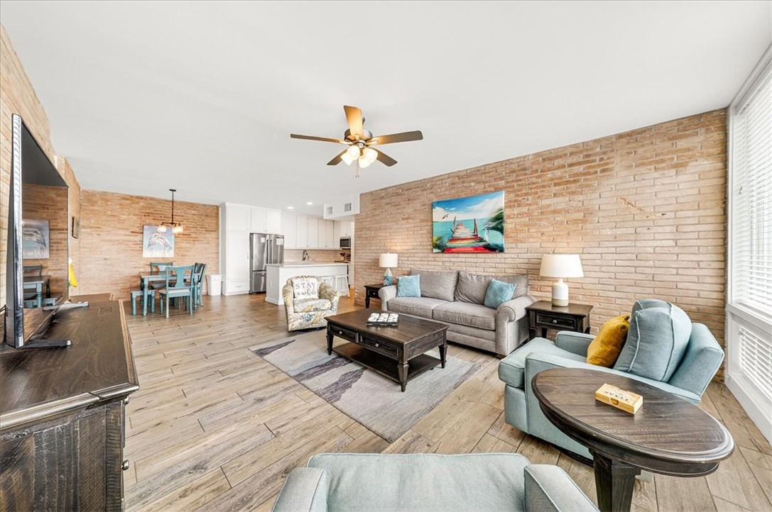 631 Channel View Drive 216 Port Aransas TX 78373