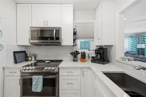 1001 Cape Velero Dr C-2 Rockport TX 78382