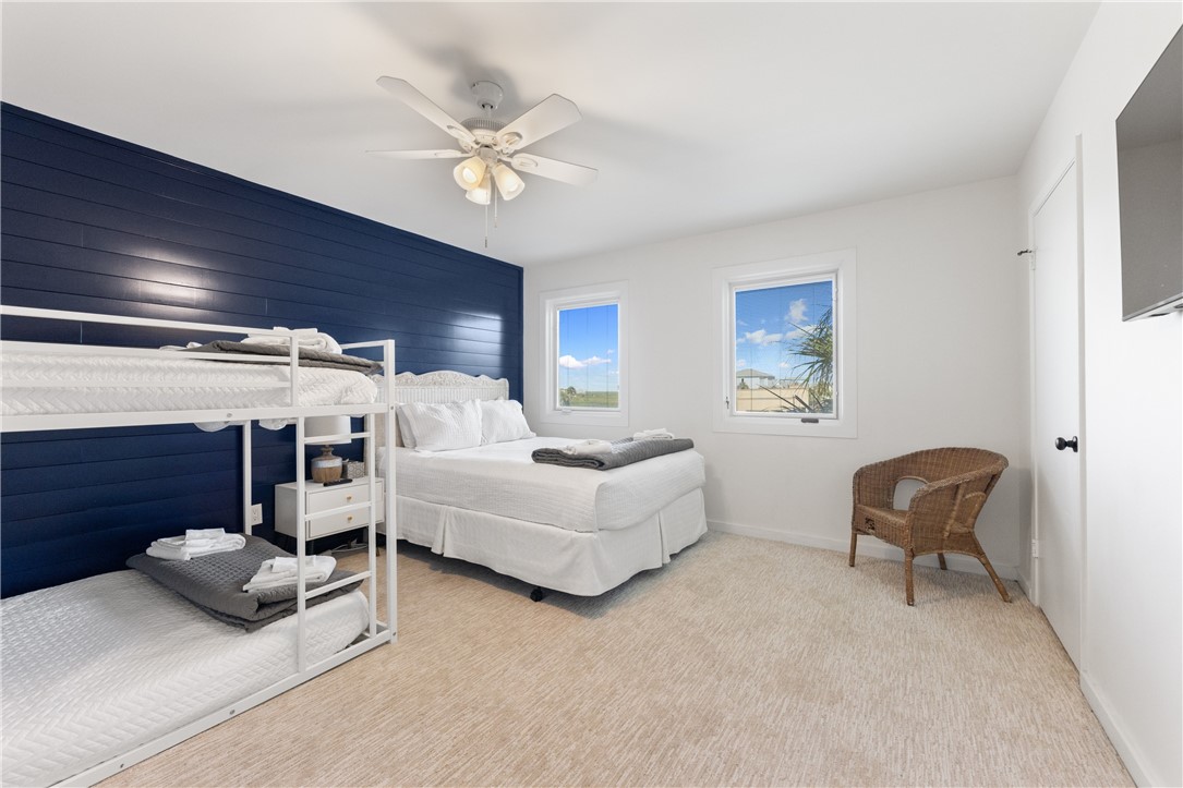 7393 State Highway 361 8-h Port Aransas TX 78373