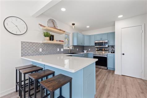 7393 State Highway 361 8-h Port Aransas TX 78373