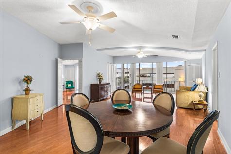 823 S Water Street 4f Corpus Christi TX 78401