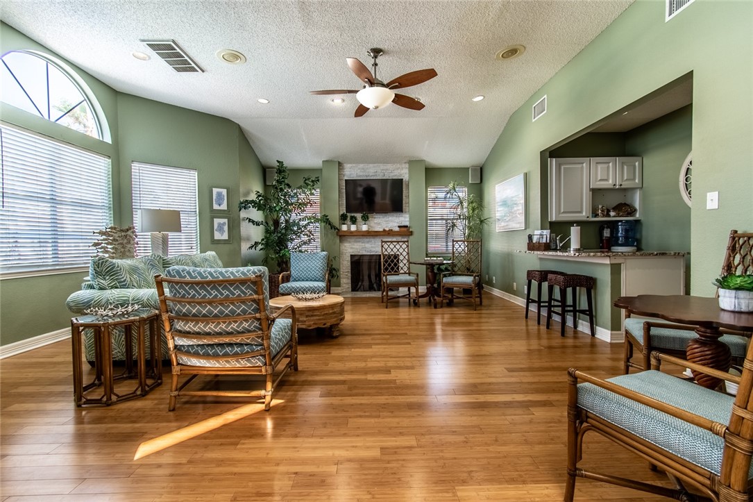 14721 Whitecap Boulevard E 385 Corpus Christi TX 78418