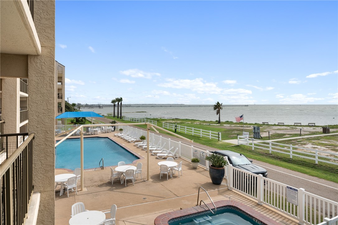 1021 S Water Street 214 Rockport TX 78382