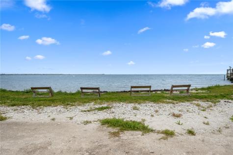1021 S Water Street 214 Rockport TX 78382