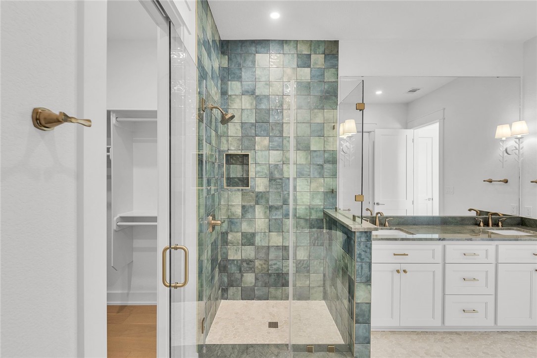 136 W Cotter Avenue 13 Port Aransas TX 78373