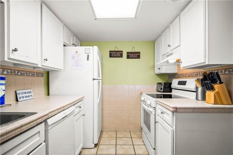1421 S 11th Street 204 Port Aransas TX 78373