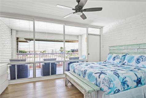 1421 S 11th Street 204 Port Aransas TX 78373