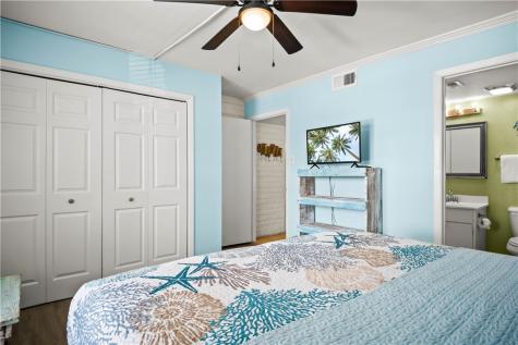 1421 S 11th Street 204 Port Aransas TX 78373