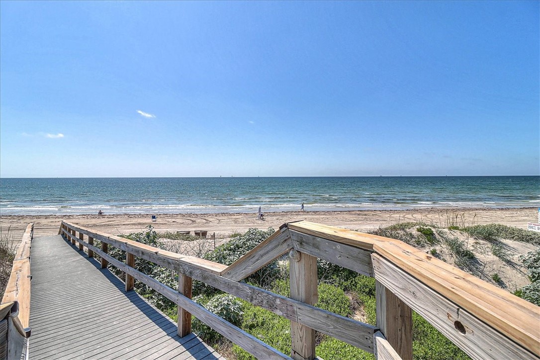 5973 State Highway 361 206 Port Aransas TX 78373