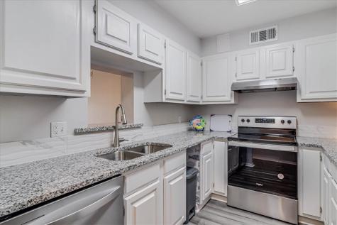 5973 State Highway 361 206 Port Aransas TX 78373