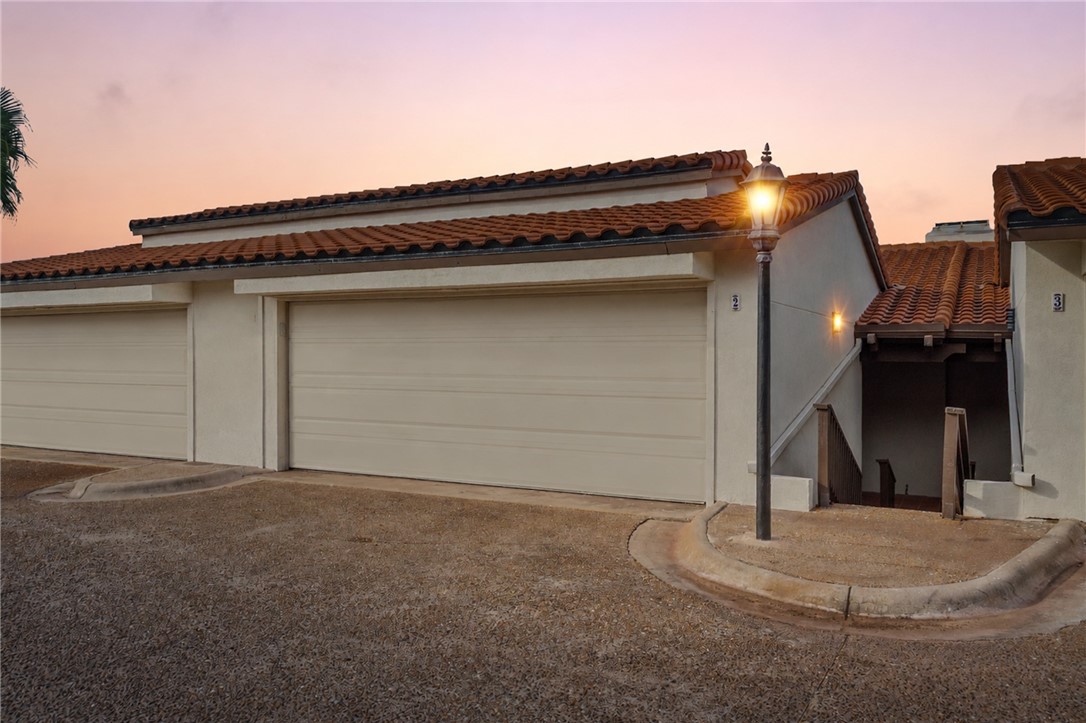 4270 Ocean Drive 2 Corpus Christi TX 78411