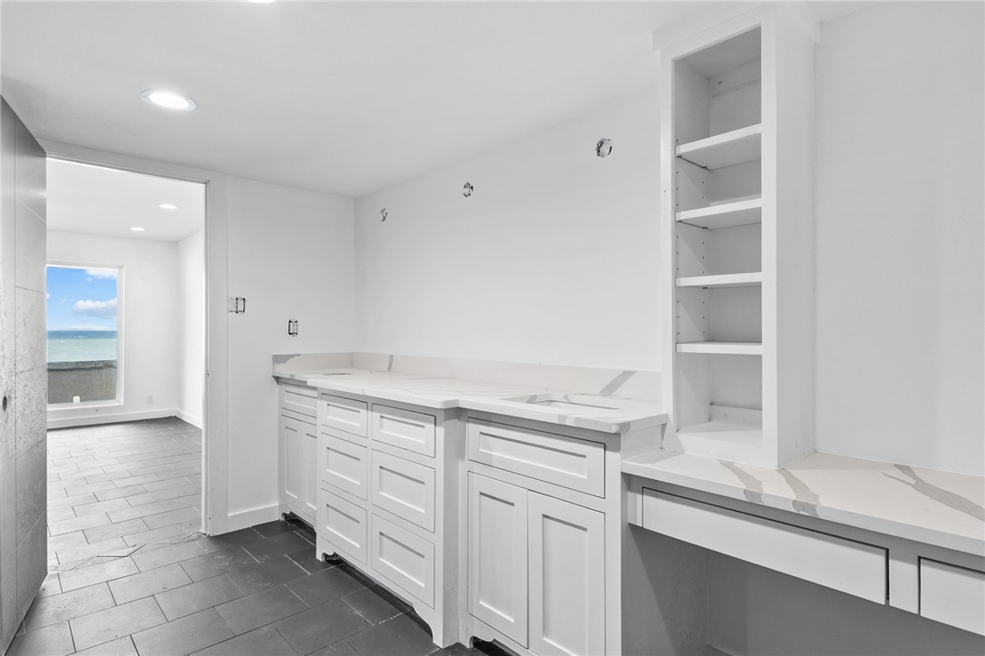 4270 Ocean Drive 2 Corpus Christi TX 78411
