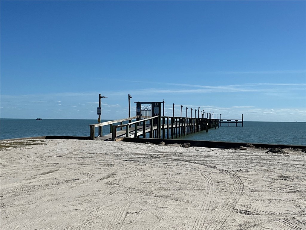 2290 N Fulton Beach Rd A-113 Rockport TX 78382