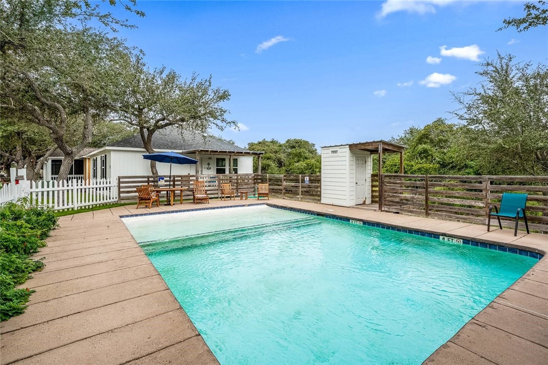5481 Highway 35 N 15 Rockport TX 78382