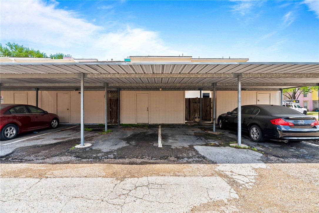 6702 Everhart G105 Corpus Christi TX 78413