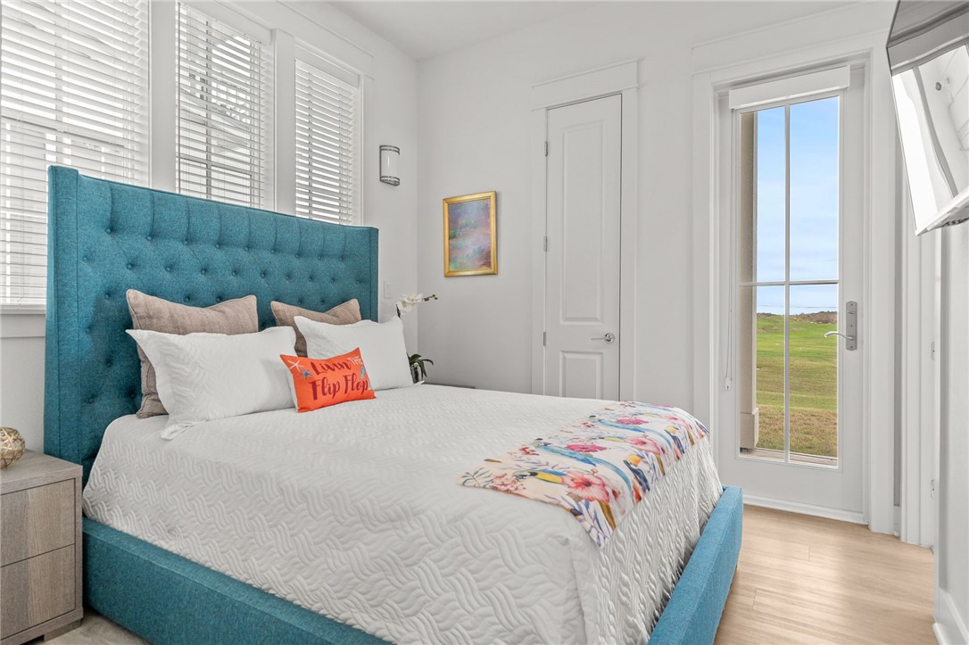 214 Sunset Avenue 4 Port Aransas TX 78373