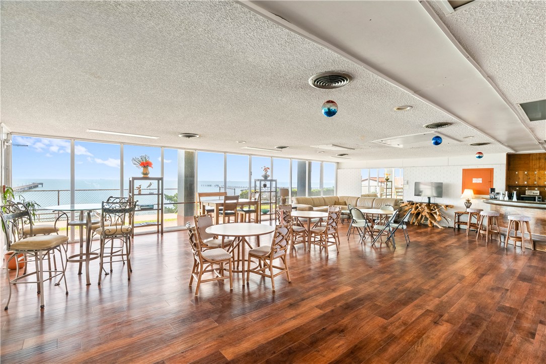 4302 Ocean Drive 32 Corpus Christi TX 78412