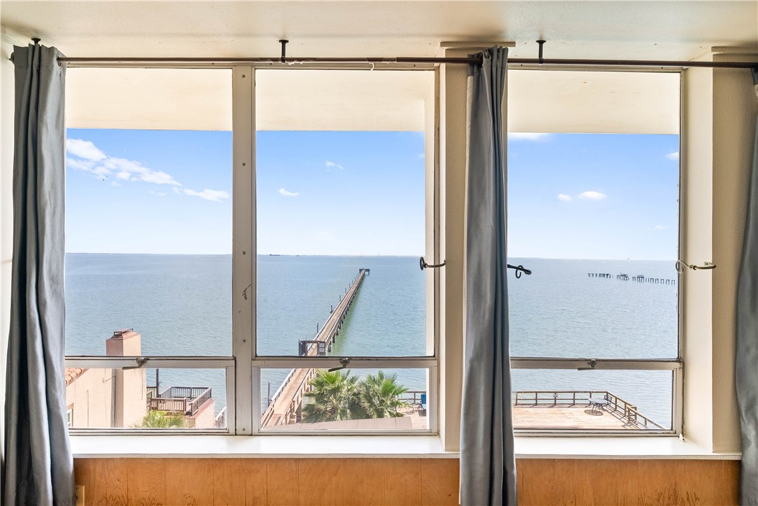 4302 Ocean Drive 32 Corpus Christi TX 78412