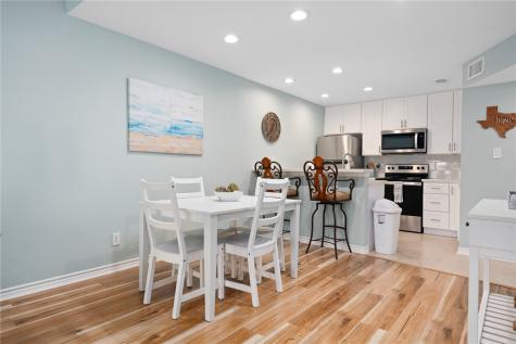 609 Lauderdale Drive Rockport TX 78382