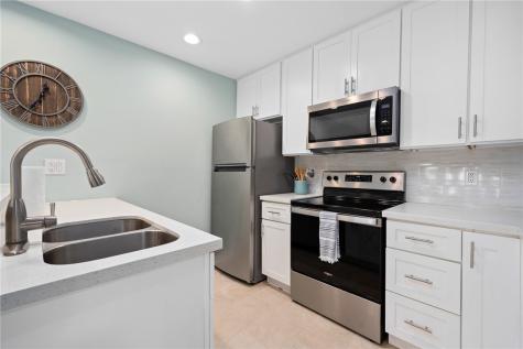 609 Lauderdale Drive Rockport TX 78382