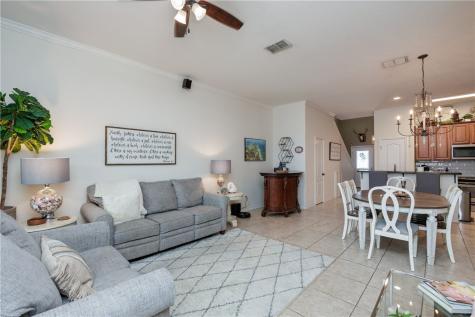15118 Leeward Drive 203 Corpus Christi TX 78418