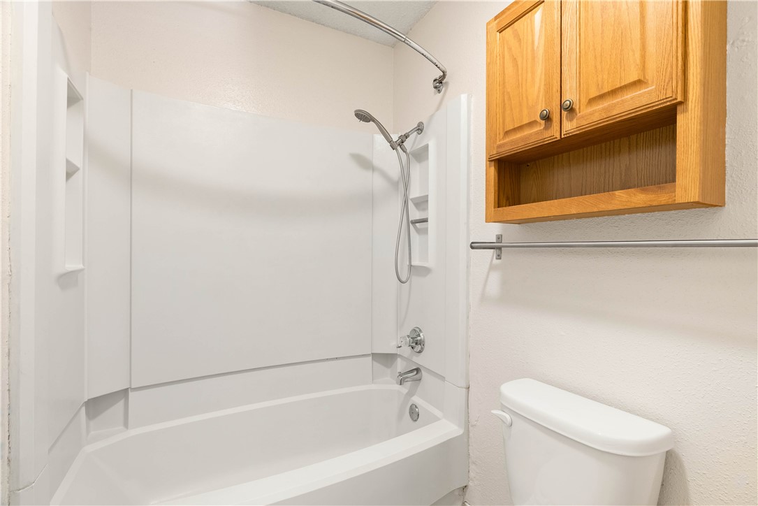 6702 Everhart W105 Corpus Christi TX 78413
