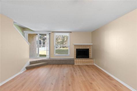 302 Saint Andrews St J-101 Rockport TX 78382