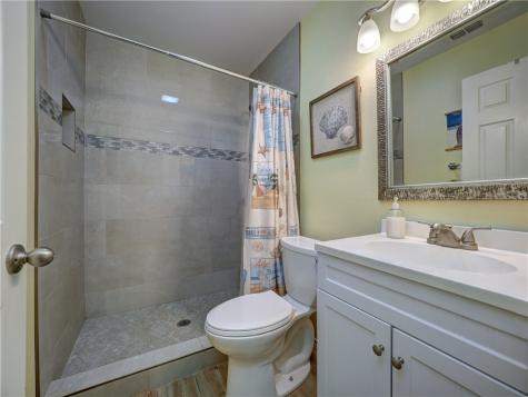 1726 S 11th Street 102 Port Aransas TX 78373