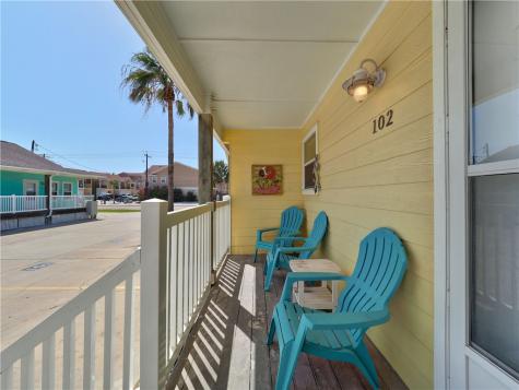 1726 S 11th Street 102 Port Aransas TX 78373