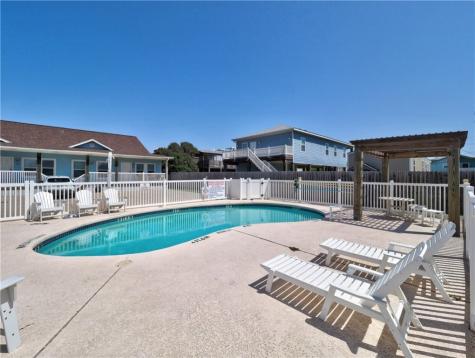1726 S 11th Street 102 Port Aransas TX 78373