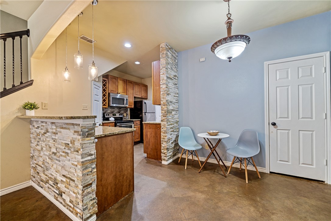 15422 Seamount Cay Court 104 Corpus Christi TX 78418