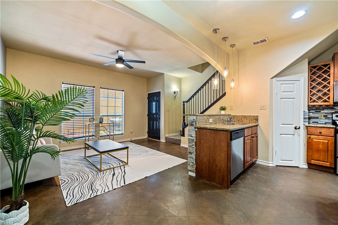 15422 Seamount Cay Court 104 Corpus Christi TX 78418