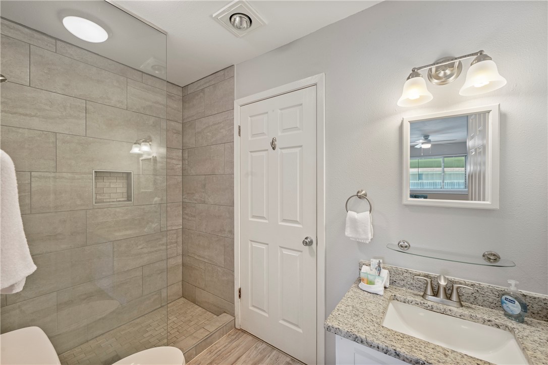 622 Beach Access Rd- 1a 231 Port Aransas TX 78373