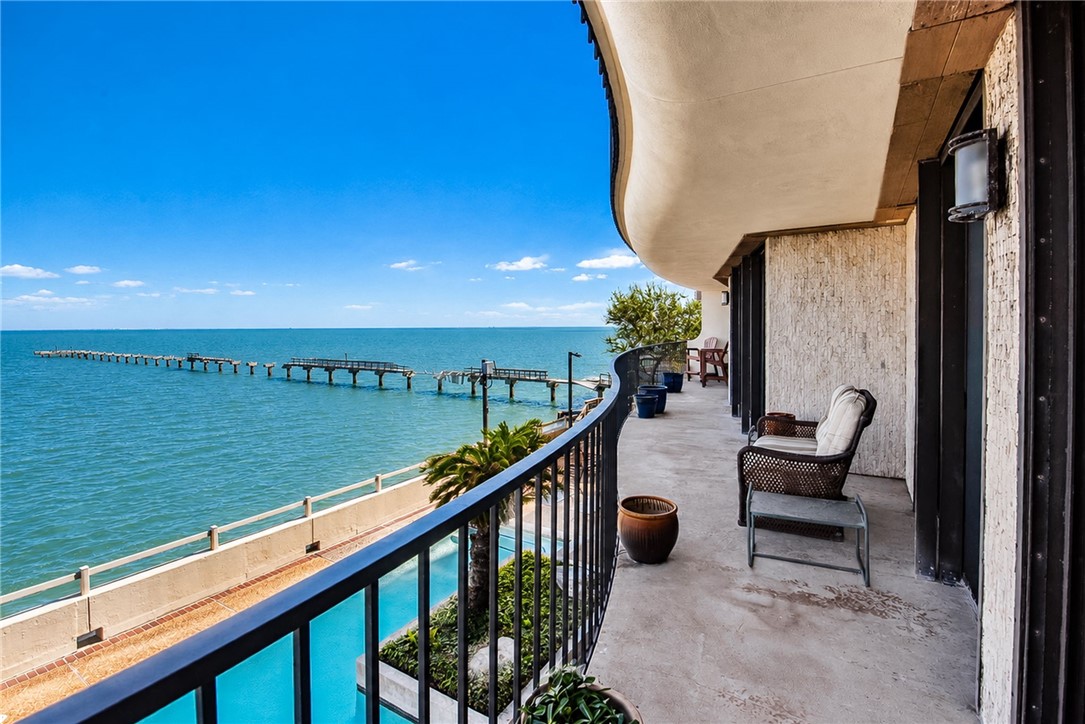 4500 Ocean Dr 1a Corpus Christi TX 78412