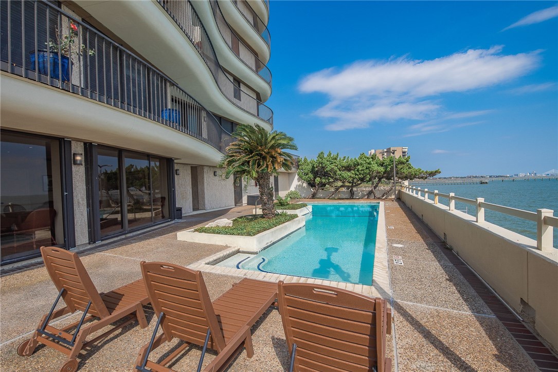 4500 Ocean Dr 1a Corpus Christi TX 78412