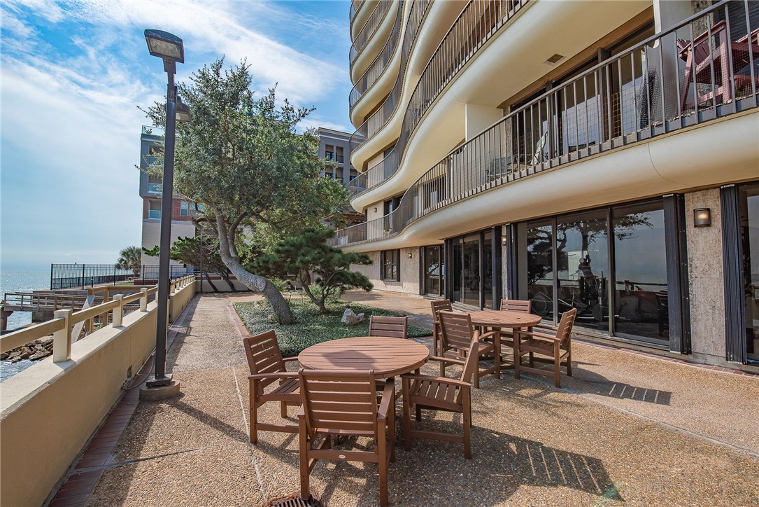 4500 Ocean Dr 1a Corpus Christi TX 78412