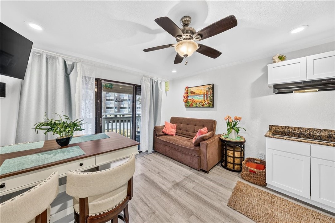 3938 Surfside Boulevard 3122 Corpus Christi TX 78402