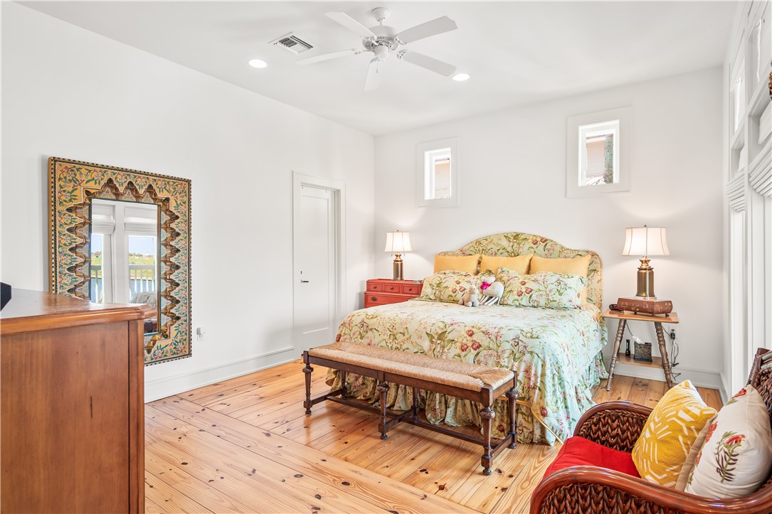 3700 Island Moorings Parkway 20 Port Aransas TX 78373