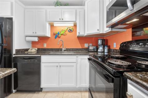 14810 Windward Drive 414 Corpus Christi TX 78418