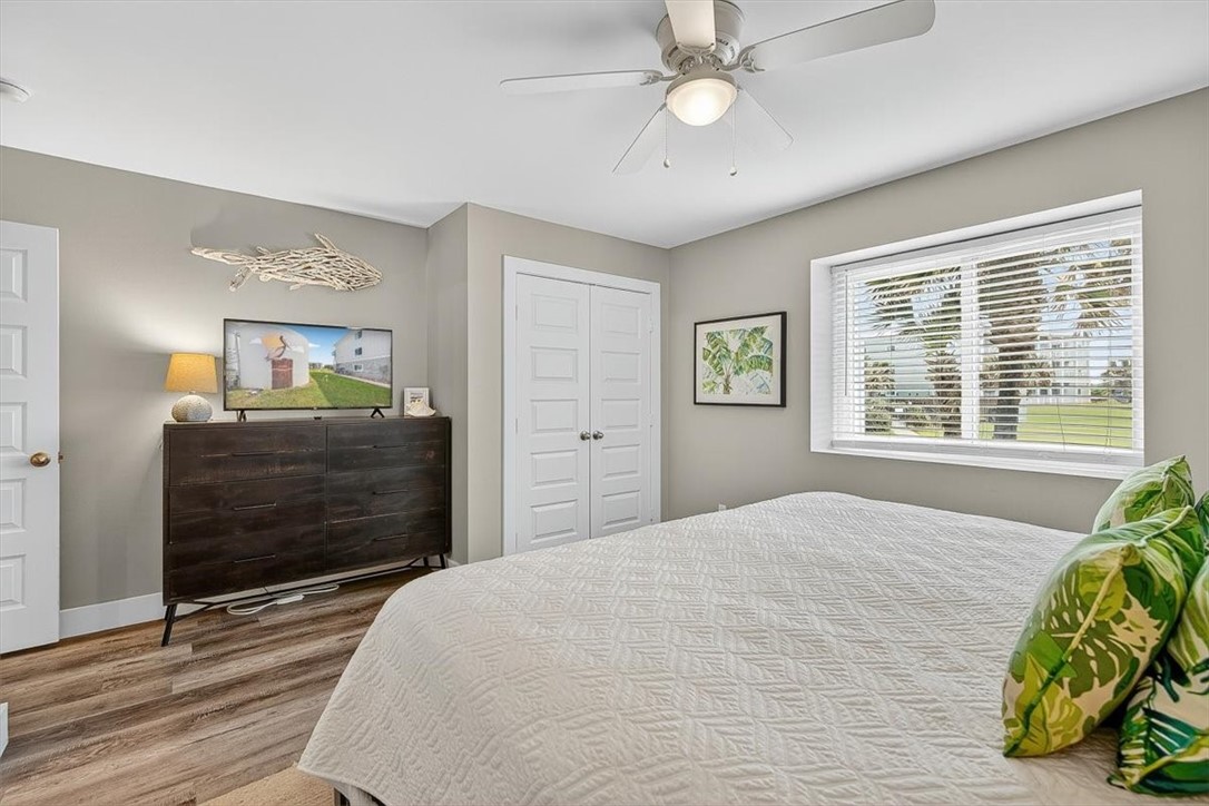 1107 S 11th Street B9 Port Aransas TX 78373