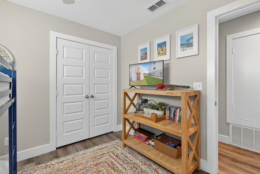 1107 S 11th Street B9 Port Aransas TX 78373