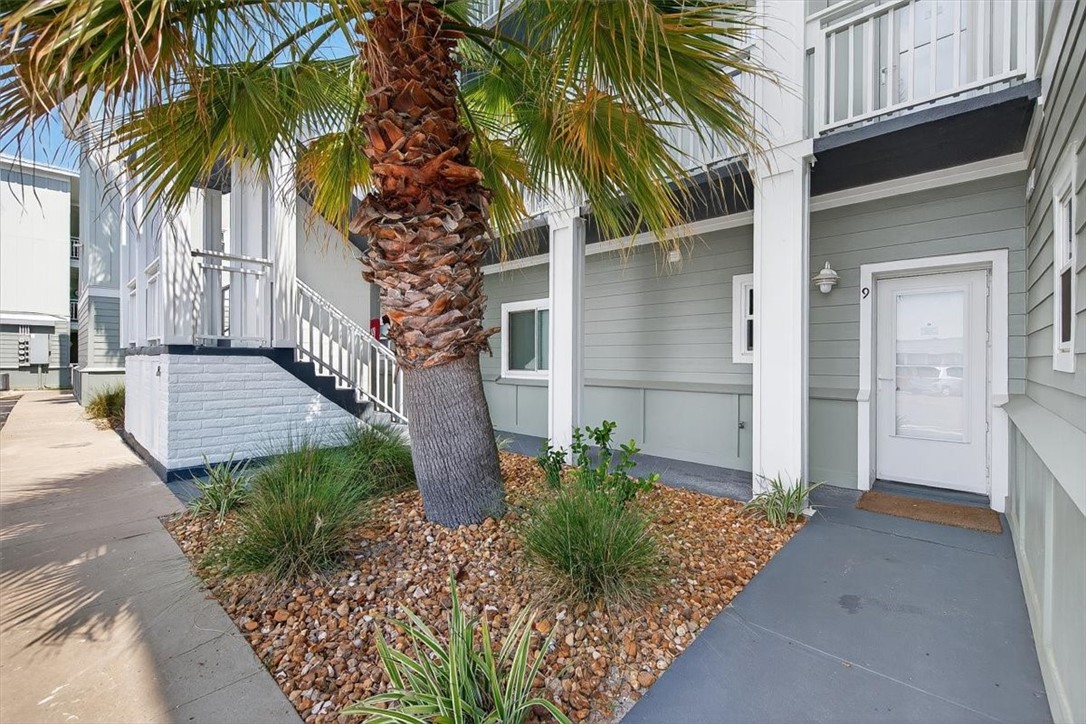 1107 S 11th Street B9 Port Aransas TX 78373