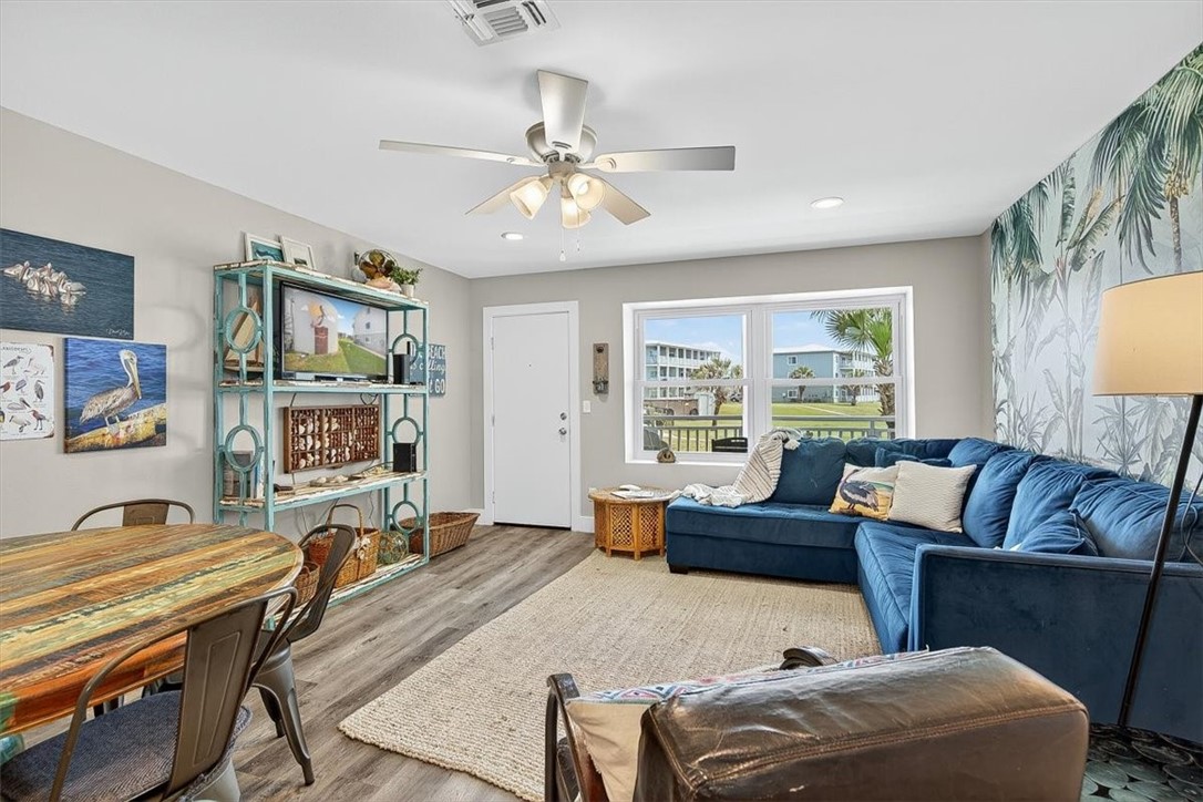 1107 S 11th Street B9 Port Aransas TX 78373
