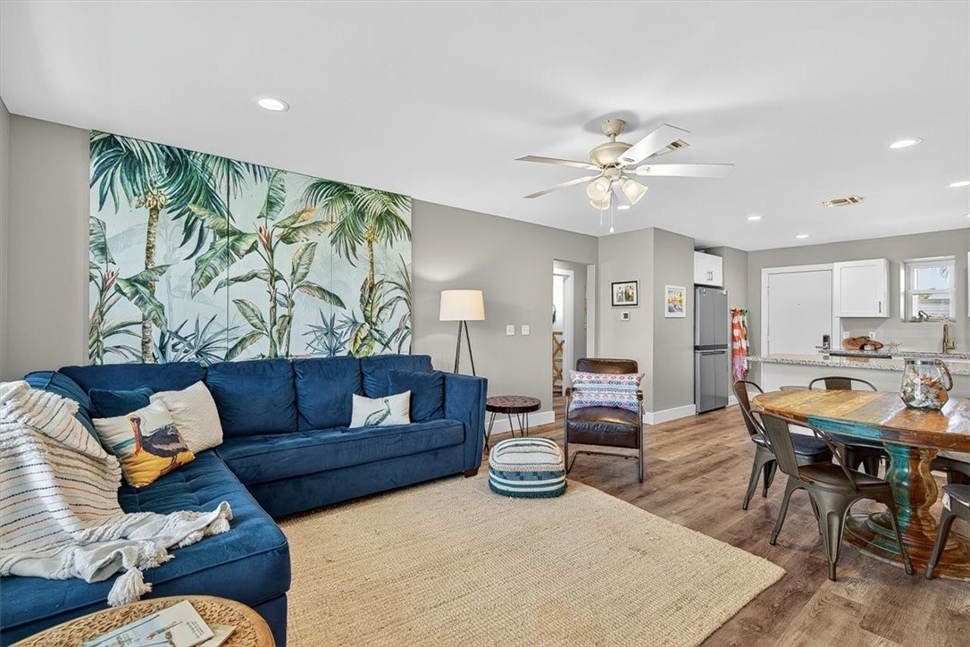 1107 S 11th Street B9 Port Aransas TX 78373