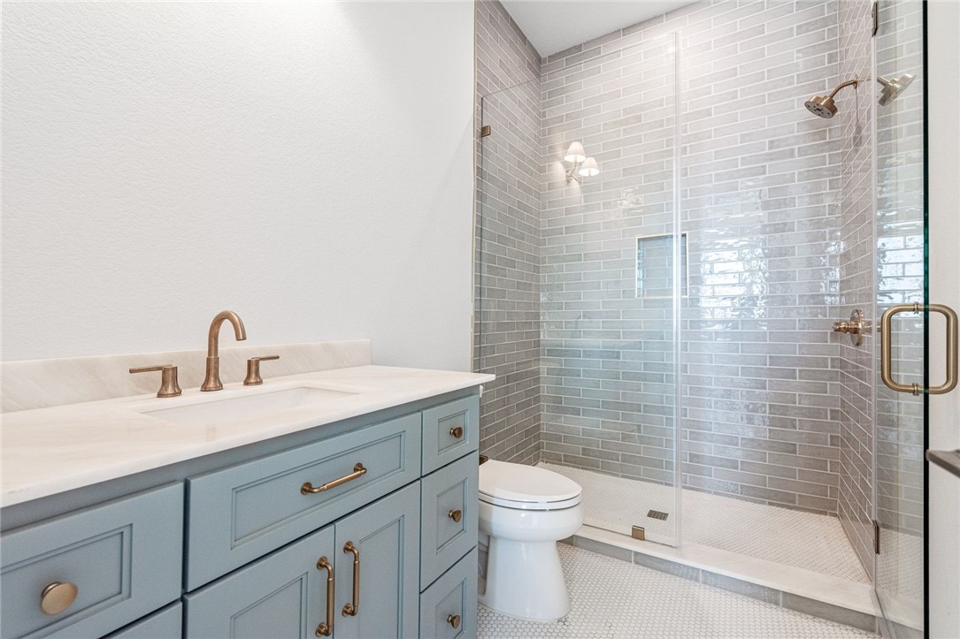 136 W Cotter Avenue 3 Port Aransas TX 78373