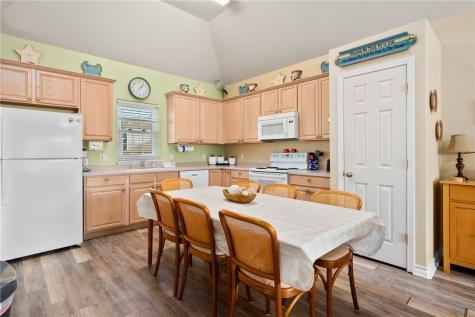 2026 S 11th Street 4 Port Aransas TX 78373