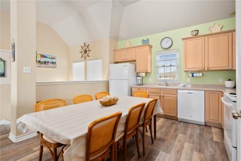 2026 S 11th Street 4 Port Aransas TX 78373