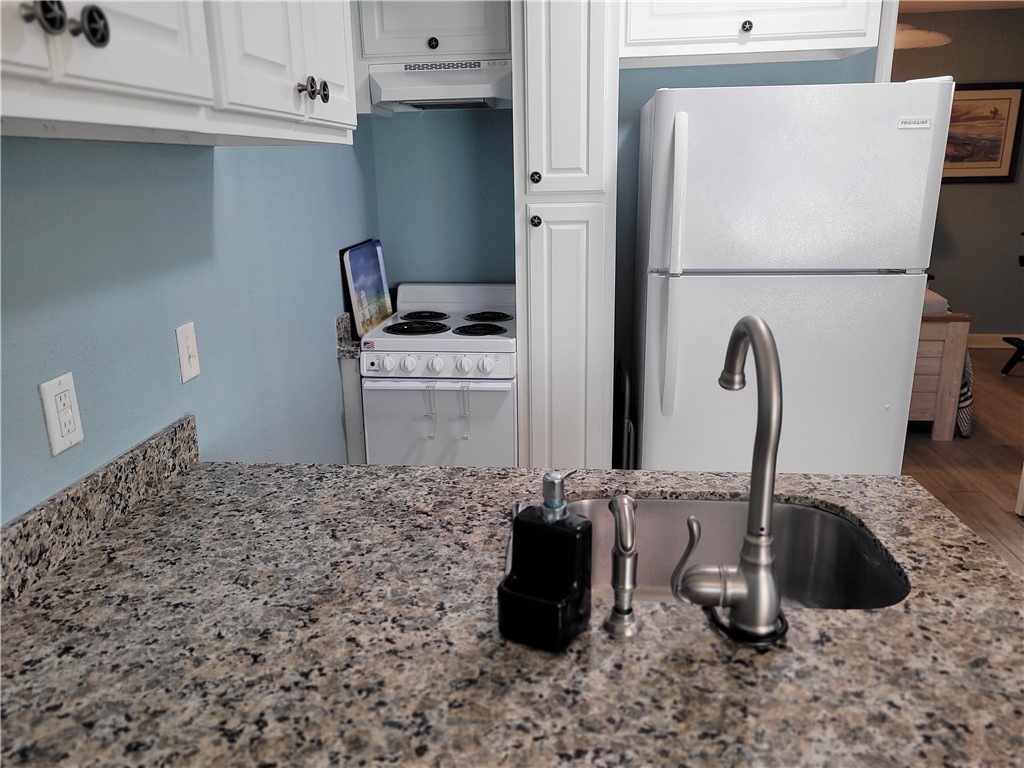 1809 Hillcrest 101 Rockport TX 78382